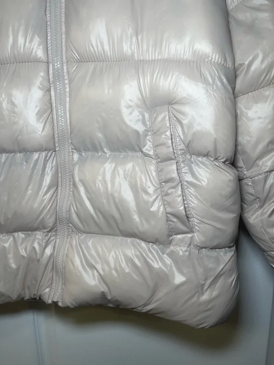 Old Navy Women’s Cream Colored Water-Resistant Quilted Puffer Jacket Size Large - Picture 2 of 13